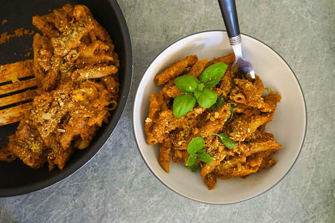 Creamy Roasted Red Pepper Pasta (GF, Vegan)